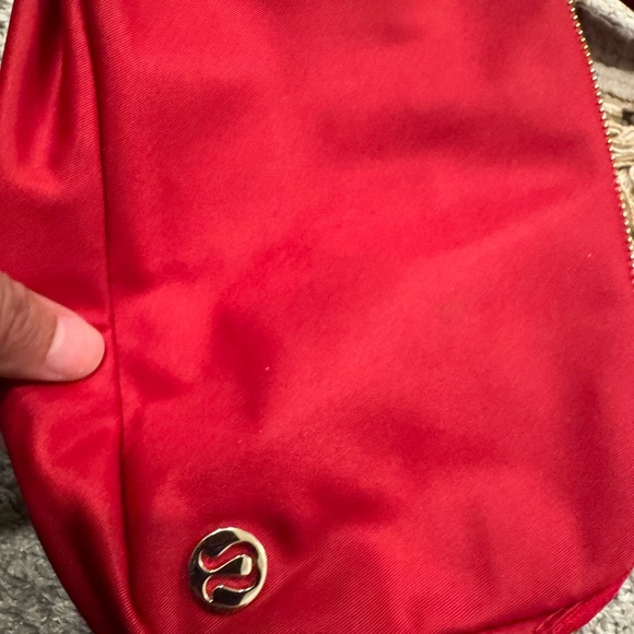 Lululemon belt bag - Picture 3 of 3